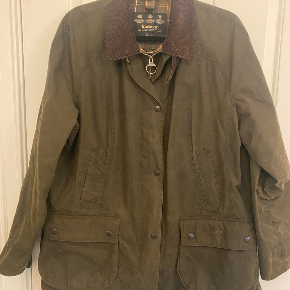 Barbour Beadnell Olive Green Women's Waxed Jacket (US 14)
